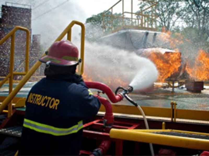 Offshore Emergency Helideck Team Member / Helideck Firefighting