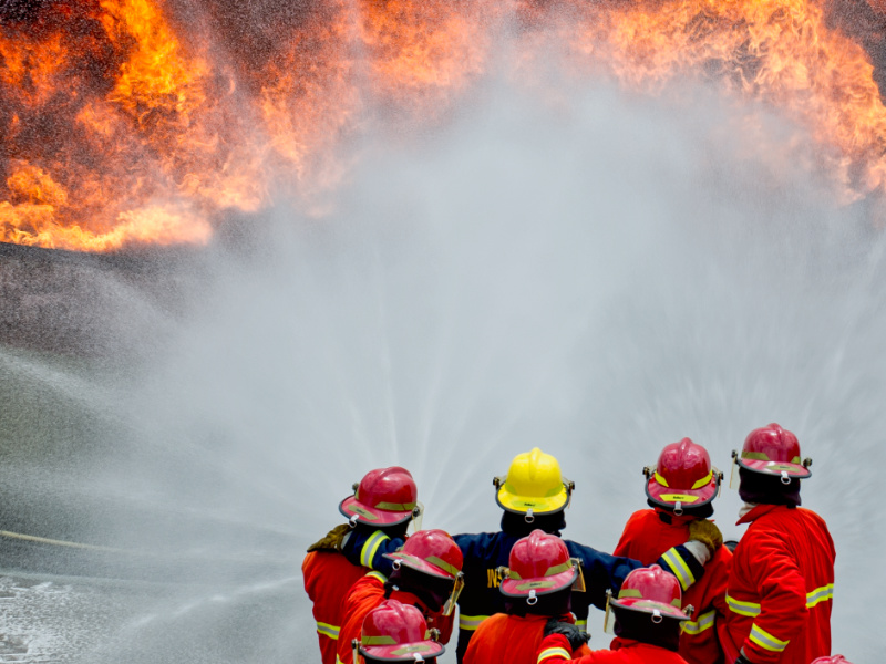 Firefighting Level B / Firefighting Unit Coordinator (Pemadam Kebakaran Tingkat B / Koordinator Unit Penanggulangan Kebakaran)